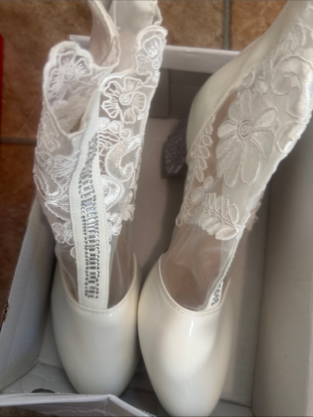 white embroidered heels size 43